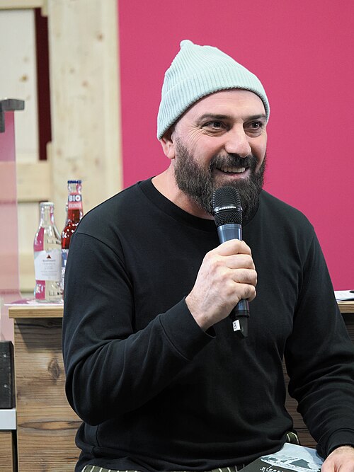 Delschad Numan Khorschid on the book fair Frankfurt 2025