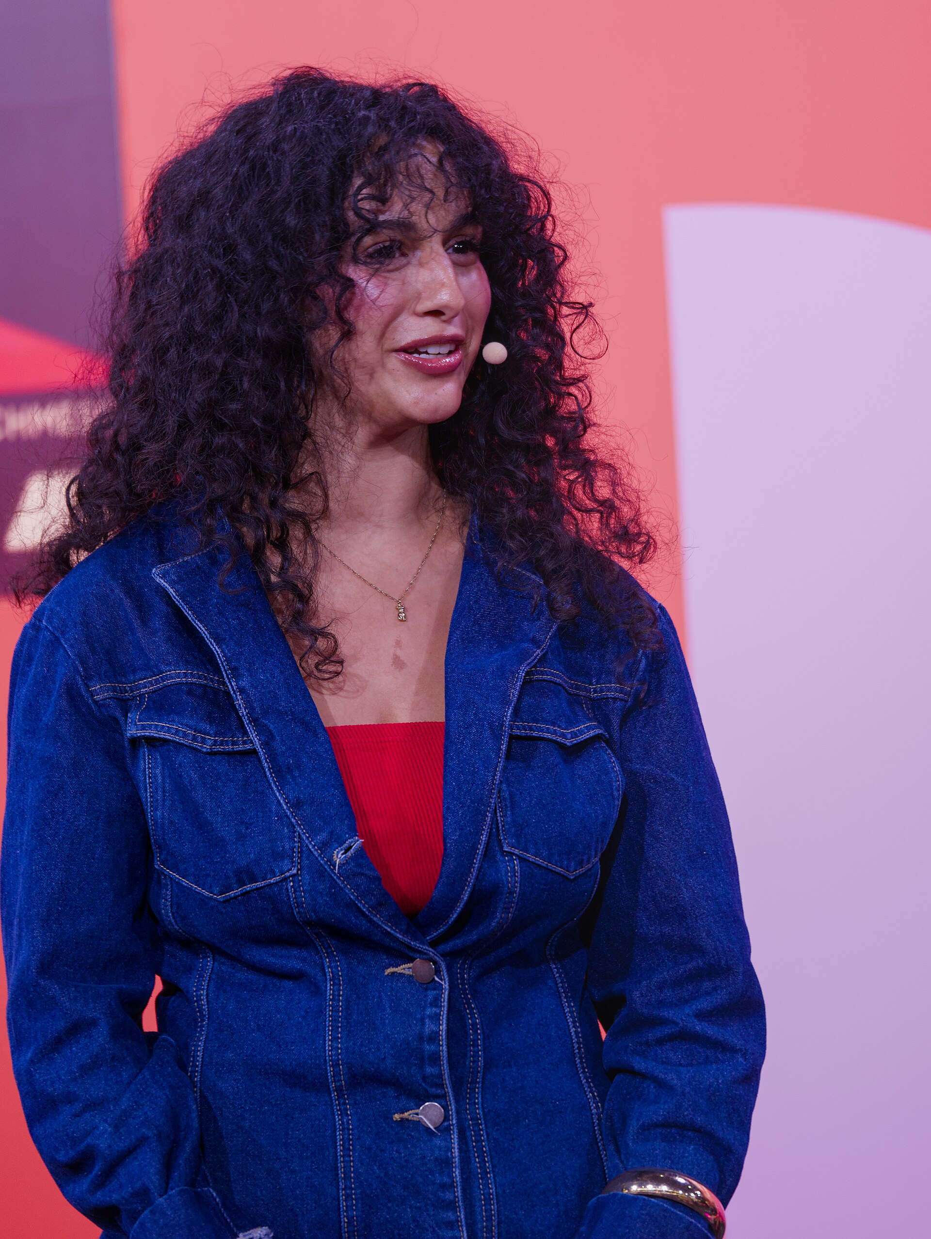 Influencer and teacher Hannah Abdullah at the book fair Frankfurt 2025