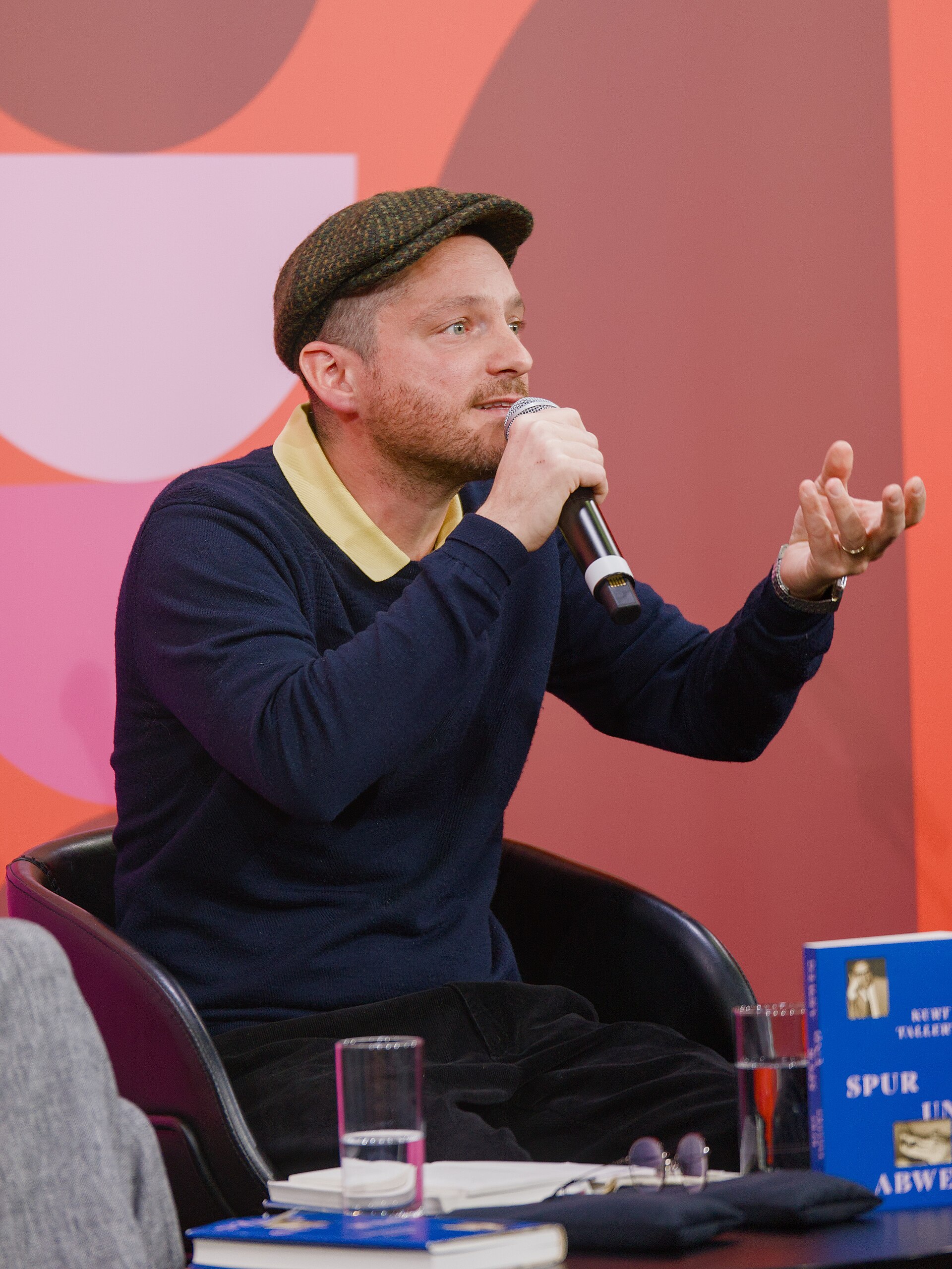 Writer and musician Kurt Tallert at the book fair Frankfurt 2025