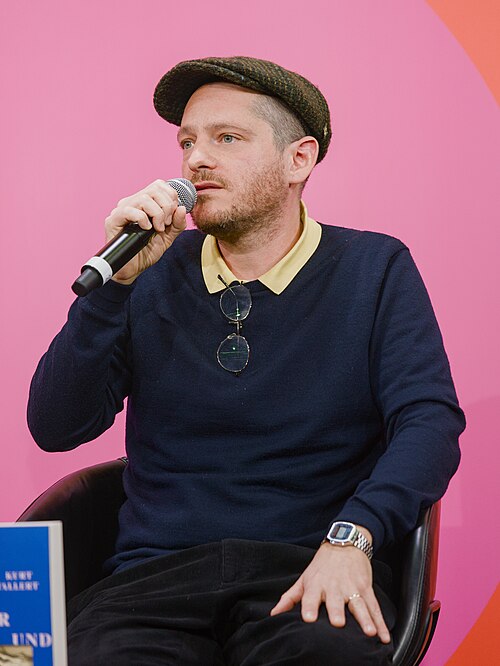 Writer and musician Kurt Tallert at the book fair Frankfurt 2025
