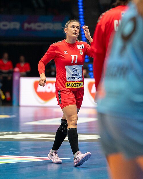 Aleksandra Vukajlovic (77, Serbien)