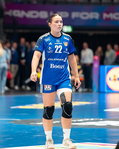 Elin Rosa Magnusdottir (22, Island)