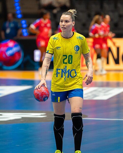 Larissa Fais Munhoz Araujo (20, Brasilien)