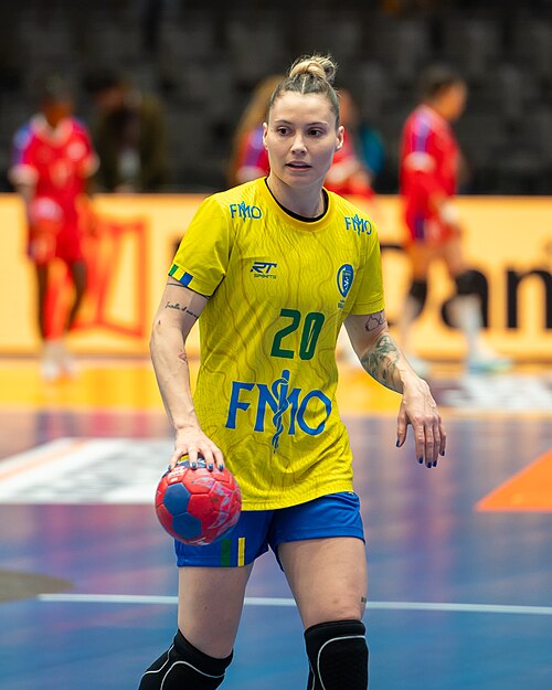 Larissa Fais Munhoz Araujo (20, Brasilien)