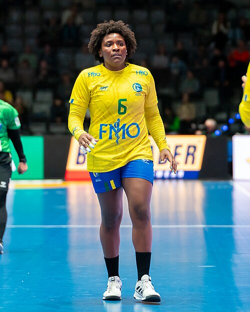 Mariane Cristina Oliveira Fernandes (6, Brasilien)