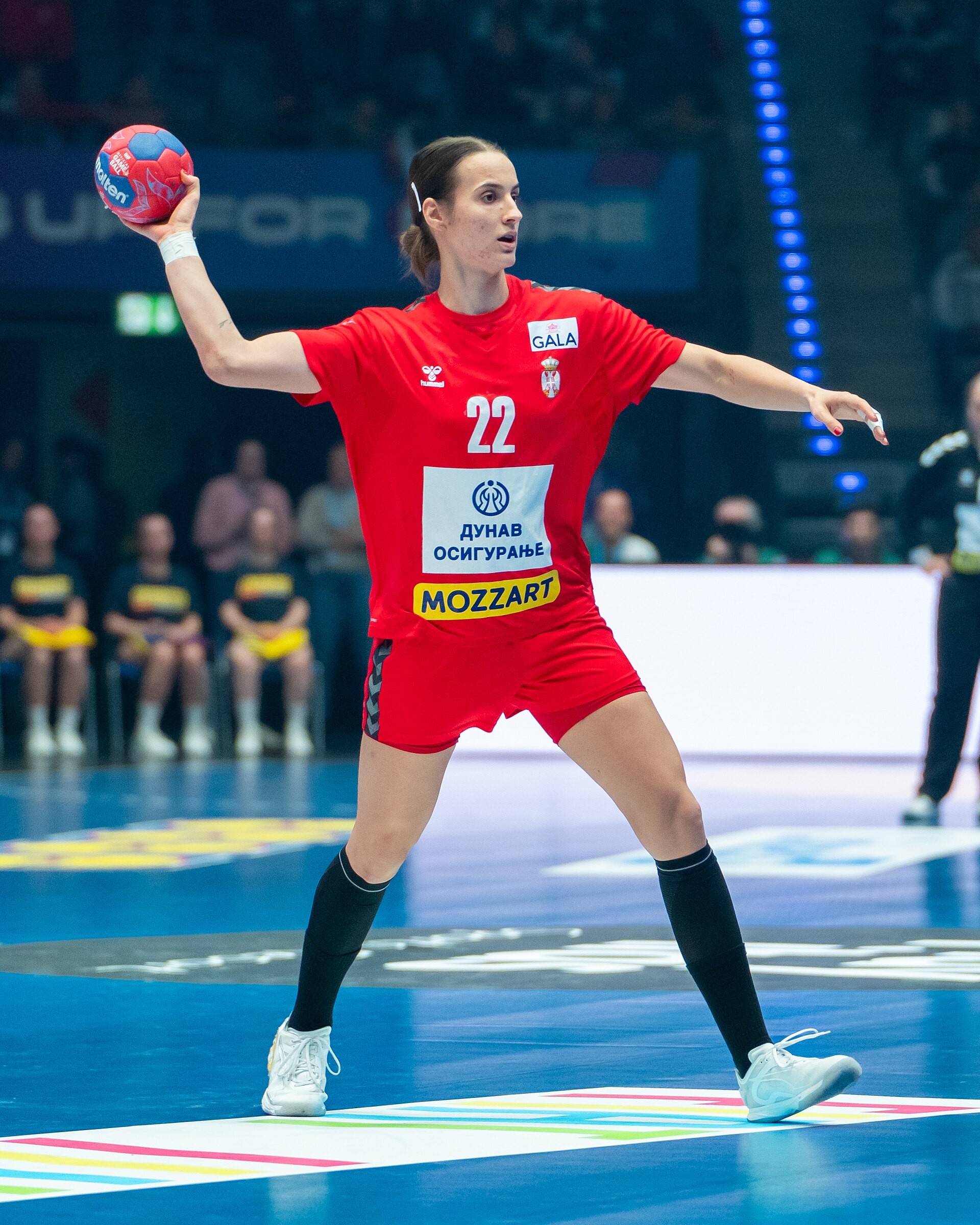 Jovana Jovovic (22, Serbien)