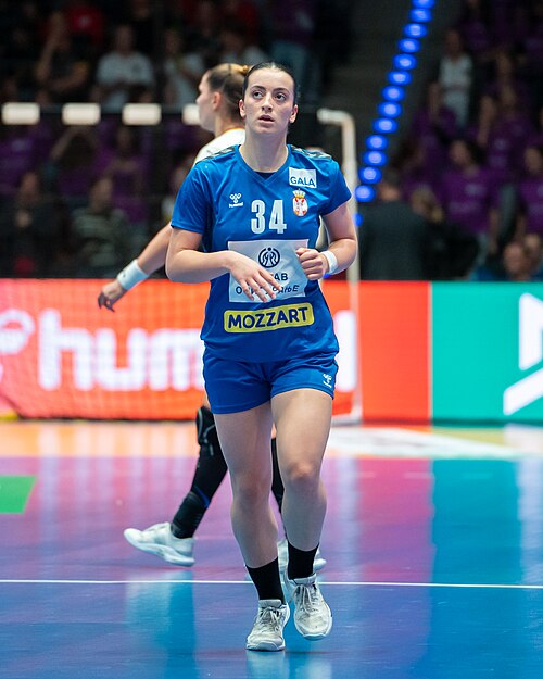 Dunja Radevic (34, Serbien)