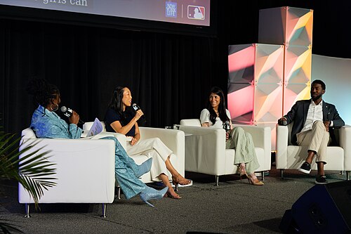 A.J. Andrews, Lisa Thomsen, Uzma Rawn Dowler, and Dexter Fowler at the 2025 South by Southwest festival.