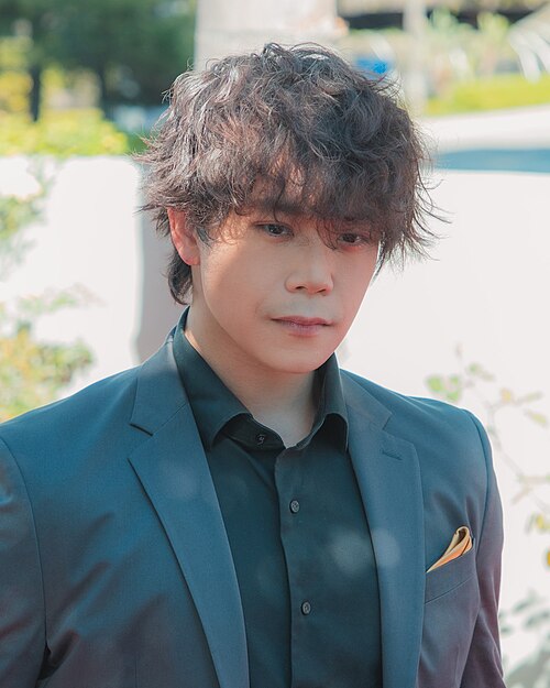 Aleks Le at the 53rd Saturn Awards