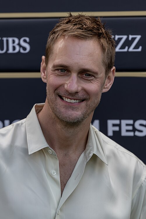 Alexander Skarsgard on the Green Carpet at the 2025 Zurich Film Festival.