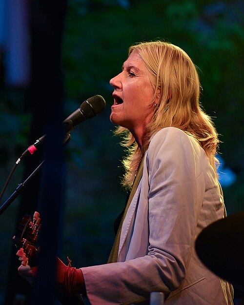 Anne Grete Preus at Canal Street festival in 2014