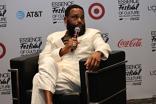 Anthony Anderson backstage at Essence Fest 2025