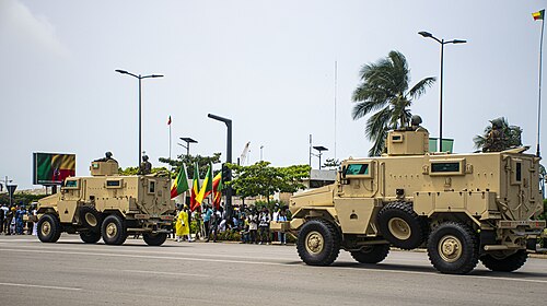 Défilé motorisé de l'armée
