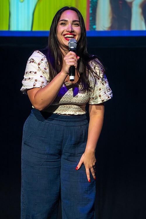 Bella Hull at the 2025 Edinburgh Festival Fringe