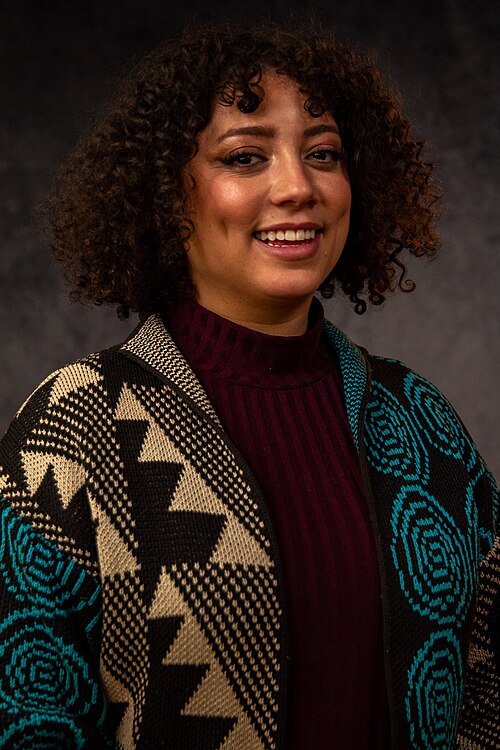 Blaine Morris, director and producer from Los Ángeles, California, at the WikiPortraits studio at the 2025 Sundance Film Festival.