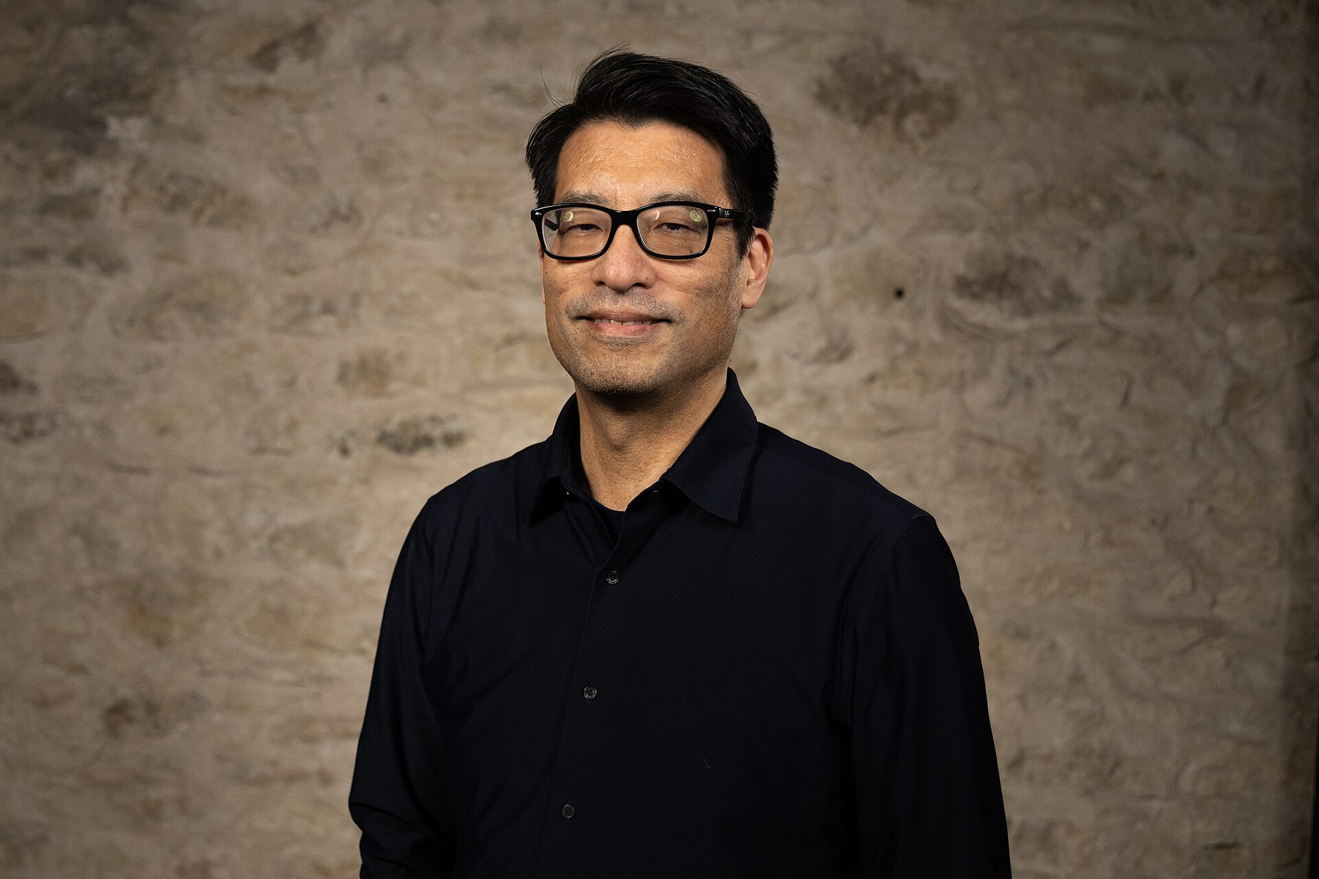 Bruce Y. Lee, Professor and Executive Director, Center for Advanced Technology and Communication in Health (CATCH), AIMINGS, and PHICOR at the City University of New York; Senior Contributor, Forbes, at the WikiPortraits studio at the 2025 SXSW Festival.