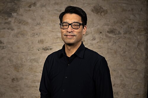 Bruce Y. Lee, Professor and Executive Director, Center for Advanced Technology and Communication in Health (CATCH), AIMINGS, and PHICOR at the City University of New York; Senior Contributor, Forbes, at the WikiPortraits studio at the 2025 SXSW Festival.