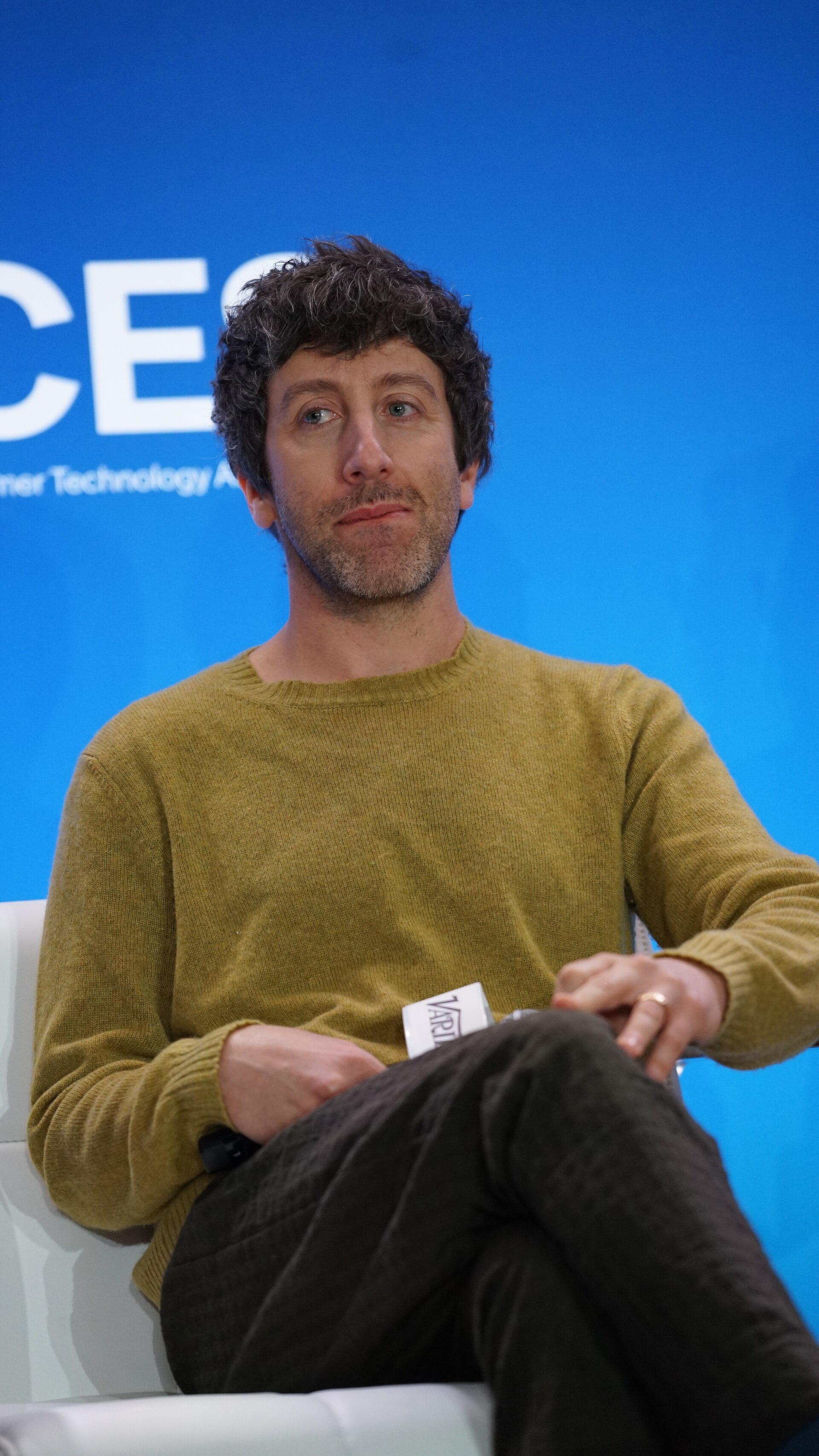 Simon Helberg at CES 2026 in Las Vegas, NV (January 8, 2026) - "First Look: Go Behind the Scenes of The Audacity"
