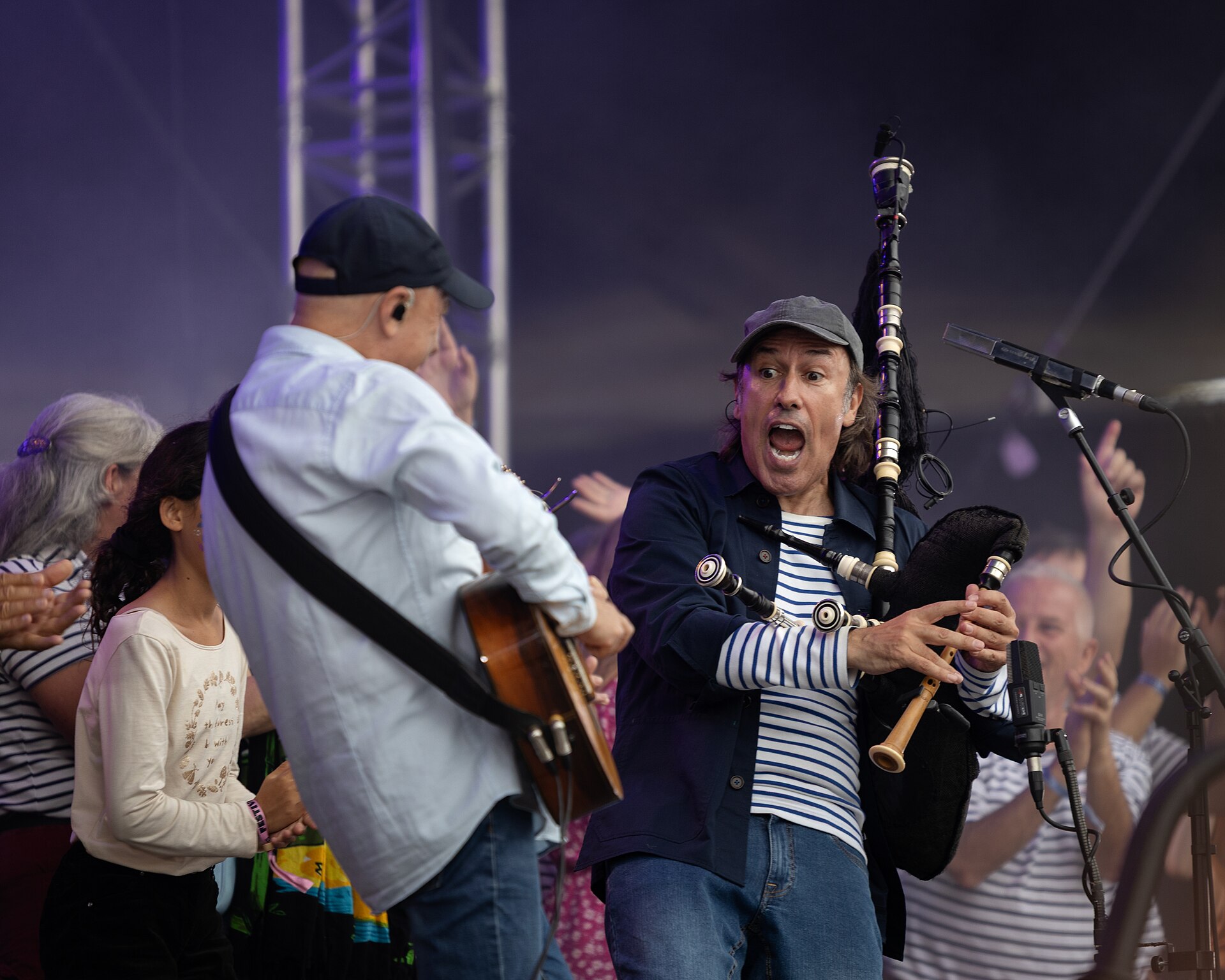 Carlos Núñez performing at Festival du chant de marin of Paimpol (France), August 2025