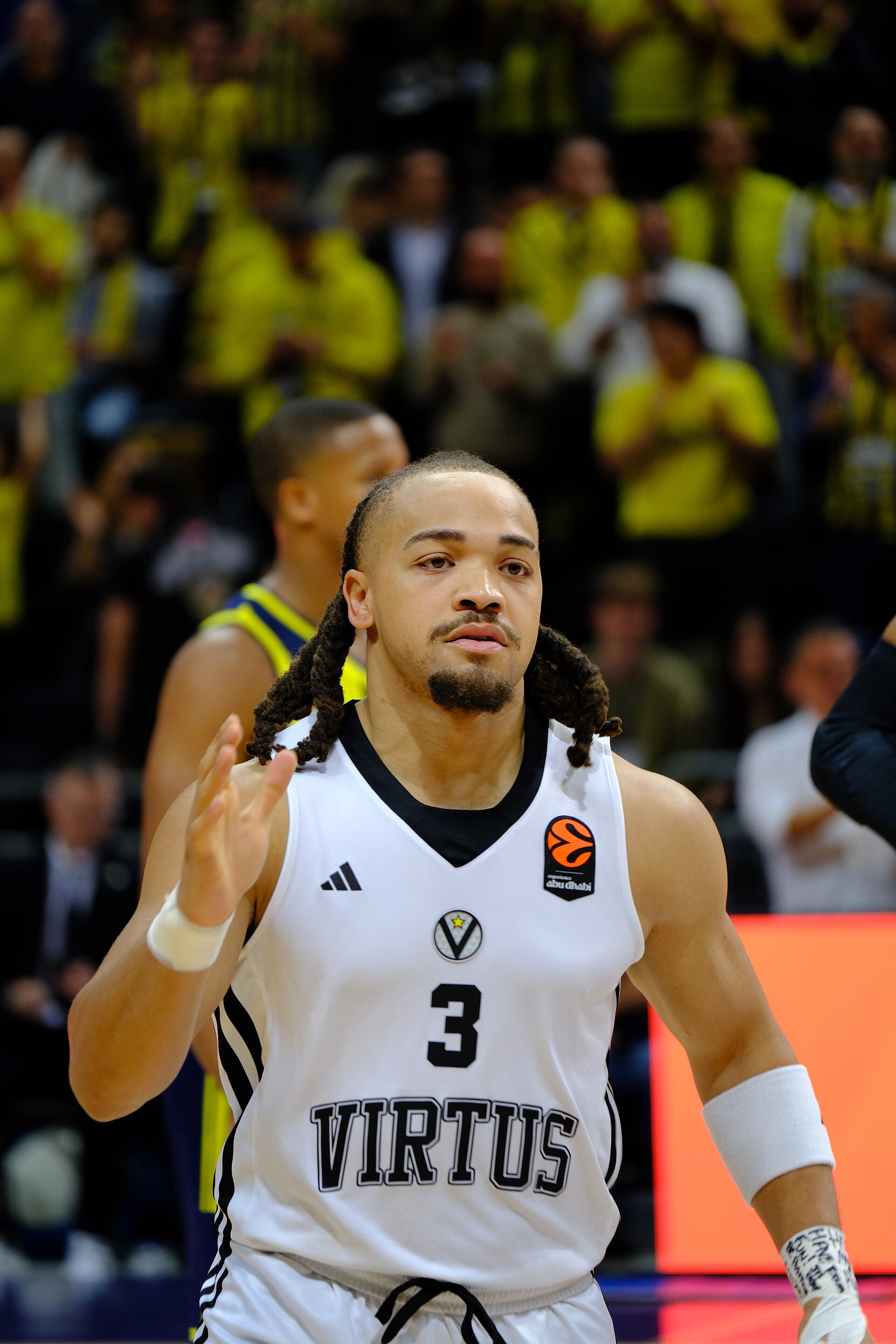 Carsen Edwards 3 Virtus Pallacanestro Bologna Euroleague 20251125