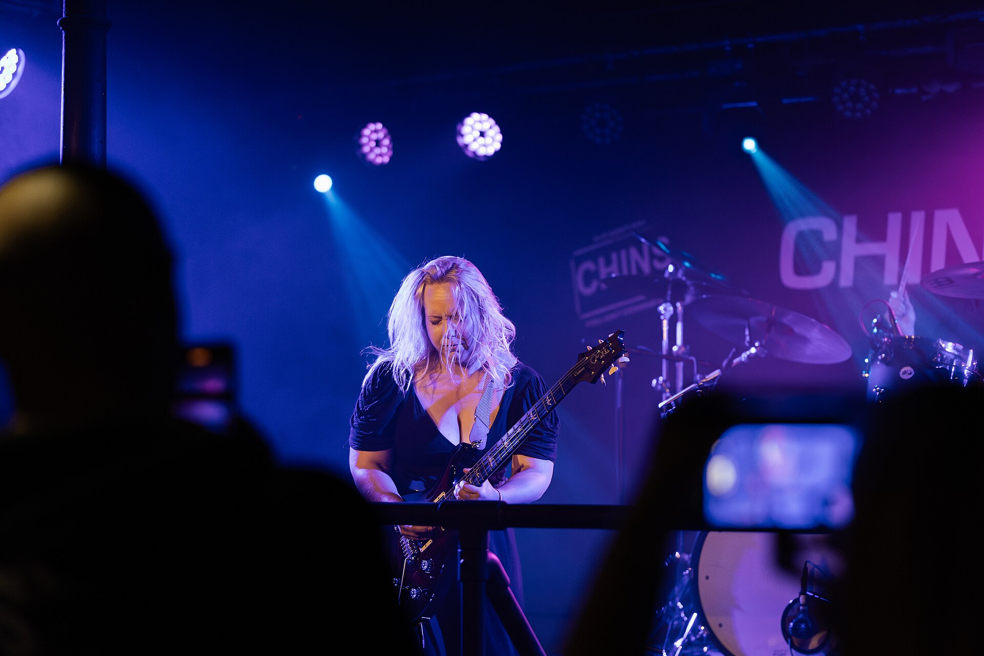 Chantel McGregor performs at Chinnerys on Southend-on-Sea, 4 June 2025