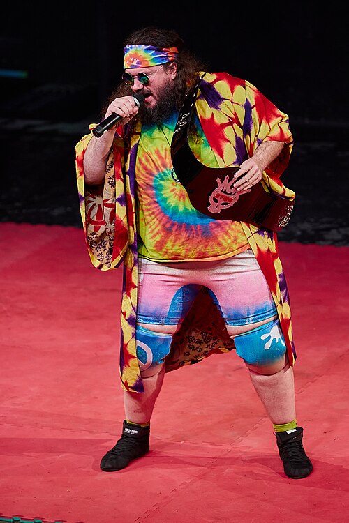 Christmas Brawl 2025, in Arena, Vienna, Wrestler, Bubblegum 001