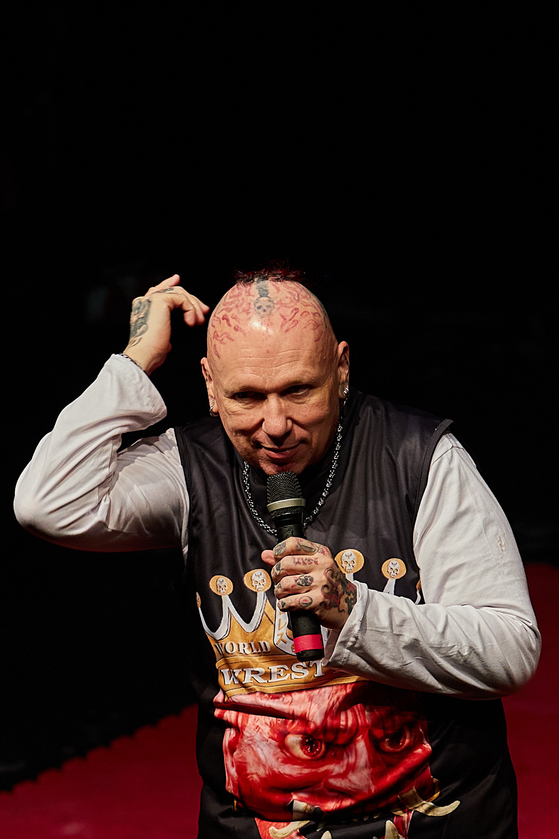 Christmas Brawl 2025, in Arena, Vienna, Wrestler, Homungus 003