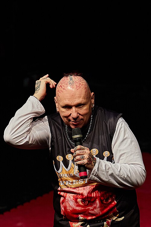 Christmas Brawl 2025, in Arena, Vienna, Wrestler, Homungus 003