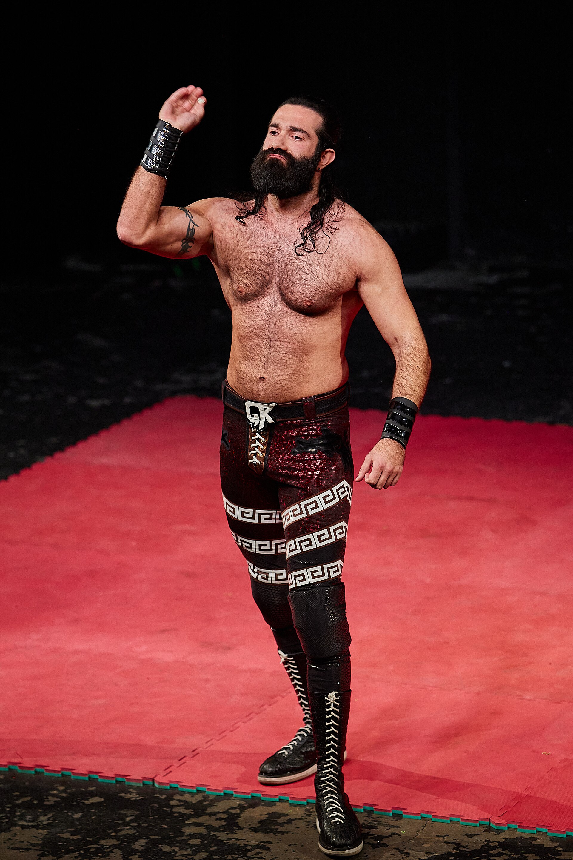 Christmas Brawl 2025, in Arena, Vienna, Wrestler, Khoukaz 002