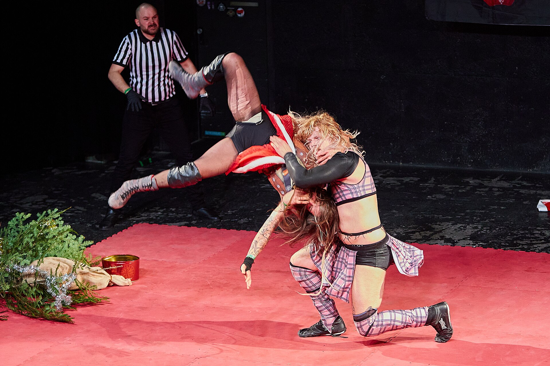 Christmas Brawl 2025, in Arena, Vienna, Wrestling Match, Chabela vs Rosi 019