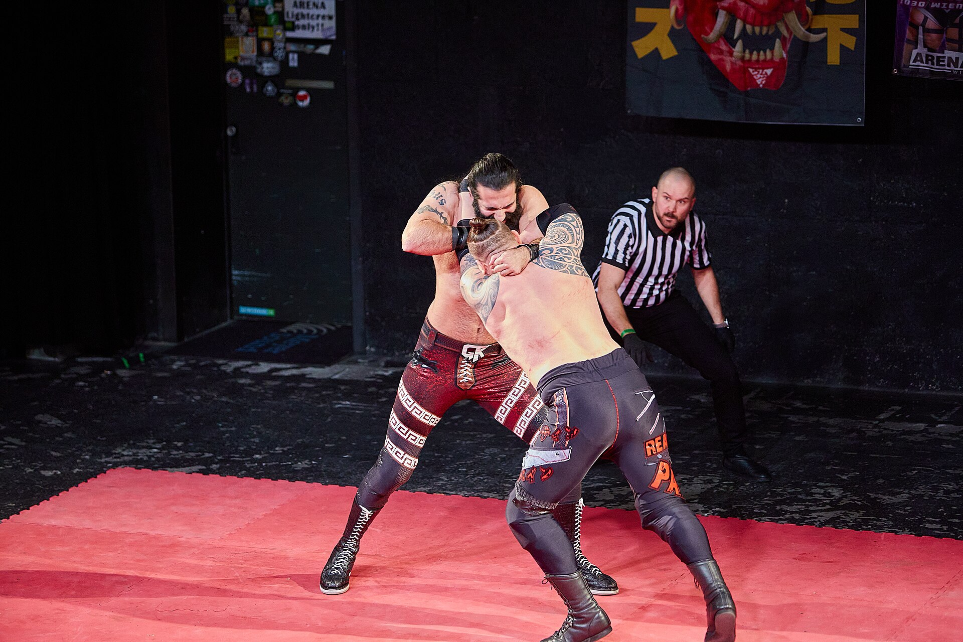 Christmas Brawl 2025, in Arena, Vienna, Wrestling Match, Khoukaz vs Pain 002