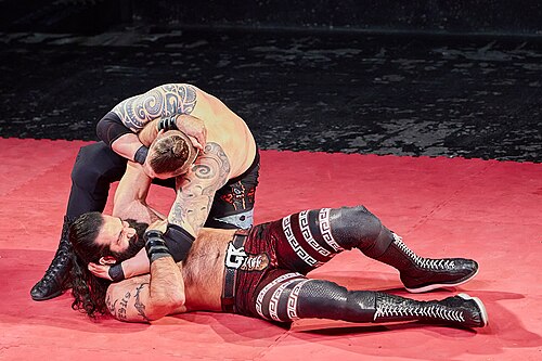 Christmas Brawl 2025, in Arena, Vienna, Wrestling Match, Khoukaz vs Pain 004