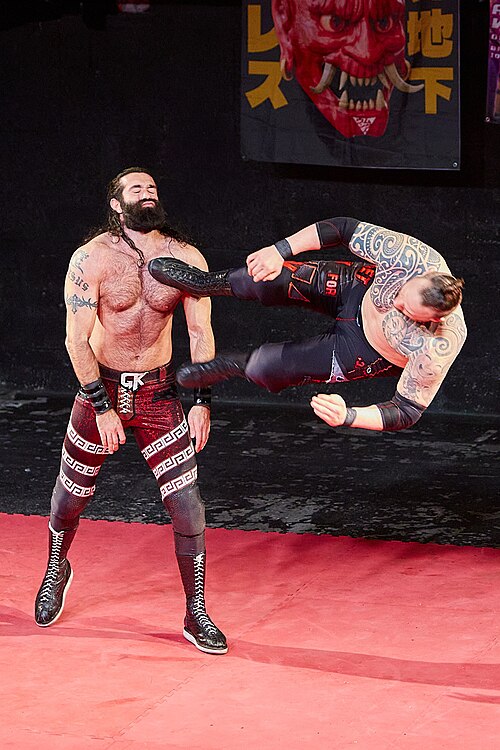 Christmas Brawl 2025, in Arena, Vienna, Wrestling Match, Khoukaz vs Pain 006