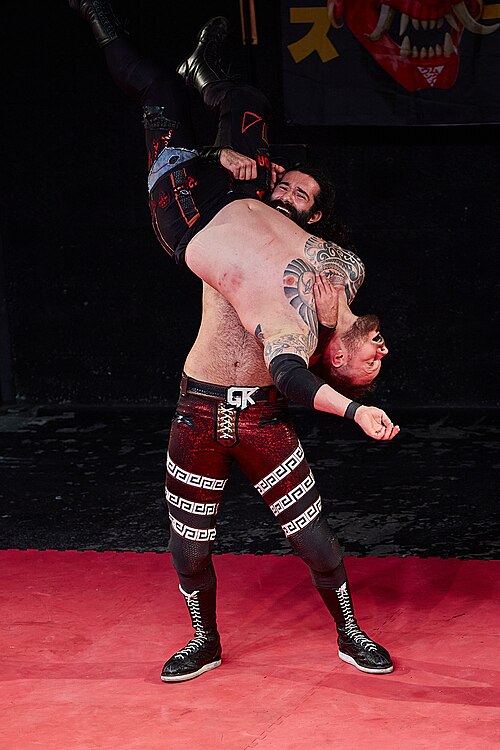 Christmas Brawl 2025, in Arena, Vienna, Wrestling Match, Khoukaz vs Pain 010