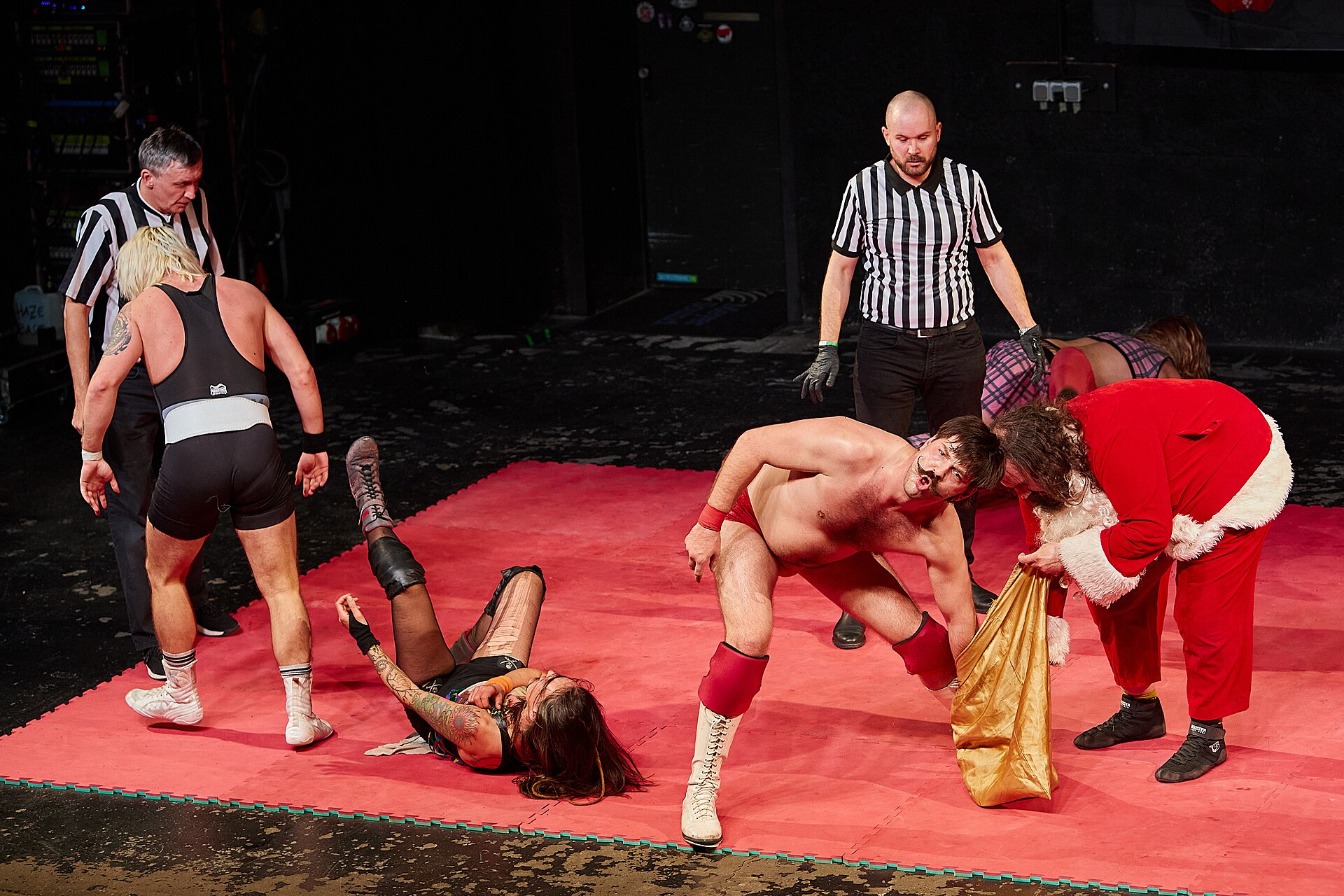 Christmas Brawl 2025, in Arena, Vienna, Wrestling Match, Royal Rumble 023