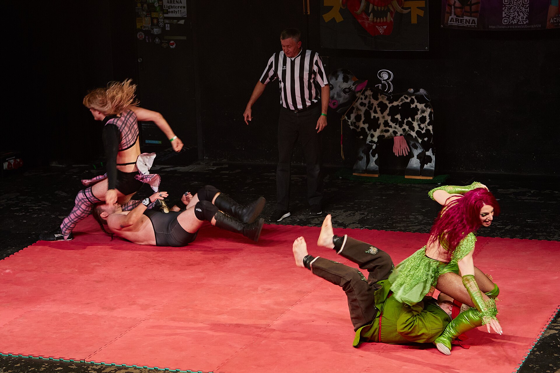 Christmas Brawl 2025, in Arena, Vienna, Wrestling, Tag Team Match, Rosi/Michelangelo vs. Himayala/Hias 008