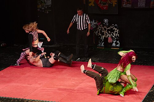 Christmas Brawl 2025, in Arena, Vienna, Wrestling, Tag Team Match, Rosi/Michelangelo vs. Himayala/Hias 008