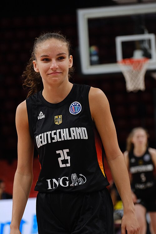 Clara Bielefeld 25 Germany 20250629