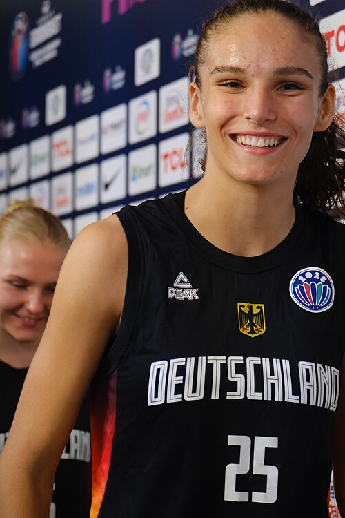 Clara Bielefeld 25 Germany 20250629