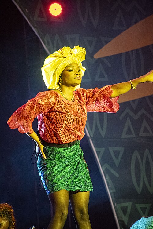 Prestation de Queen Fumi