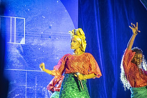 Prestation de Queen Fumi