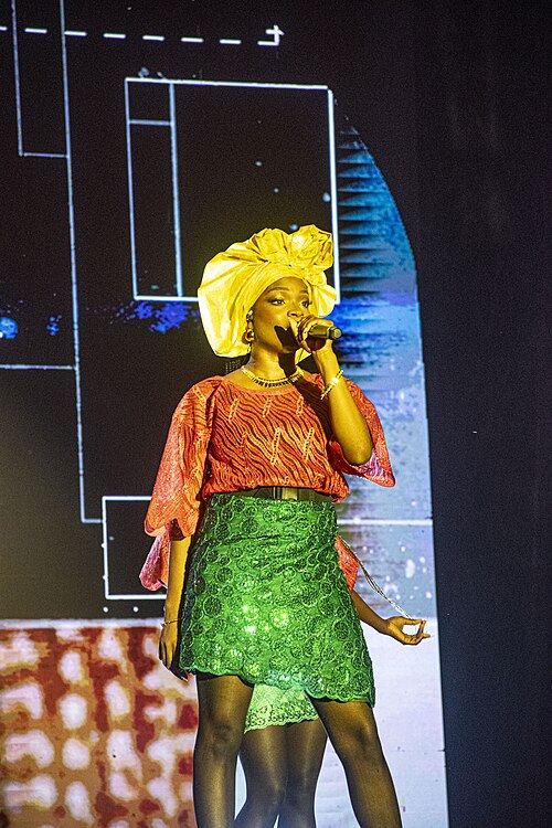 Prestation de Queen Fumi