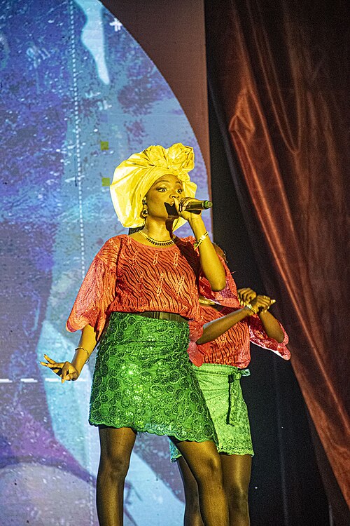 Prestation de Queen Fumi