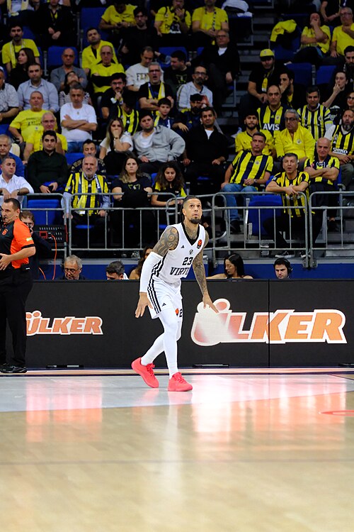 Daniel Hackett 23 Virtus Pallacanestro Bologna Euroleague 20251125