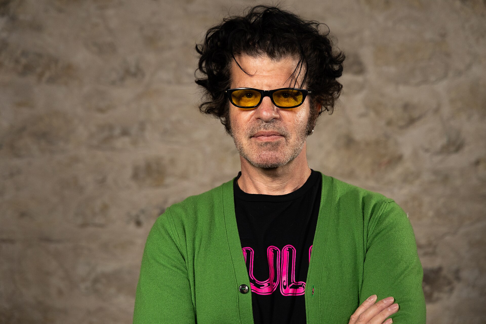 Daniel Raymont, Principal Actor, at the WikiPortraits studio at the 2025 SXSW Festival.