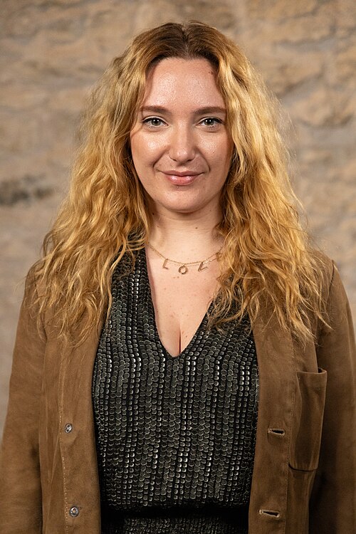 Danielle Krett, Actor/Producer, at the WikiPortraits studio at the 2025 SXSW Festival.