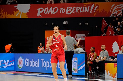 Debóra Dubei 4 Hungary 20260317