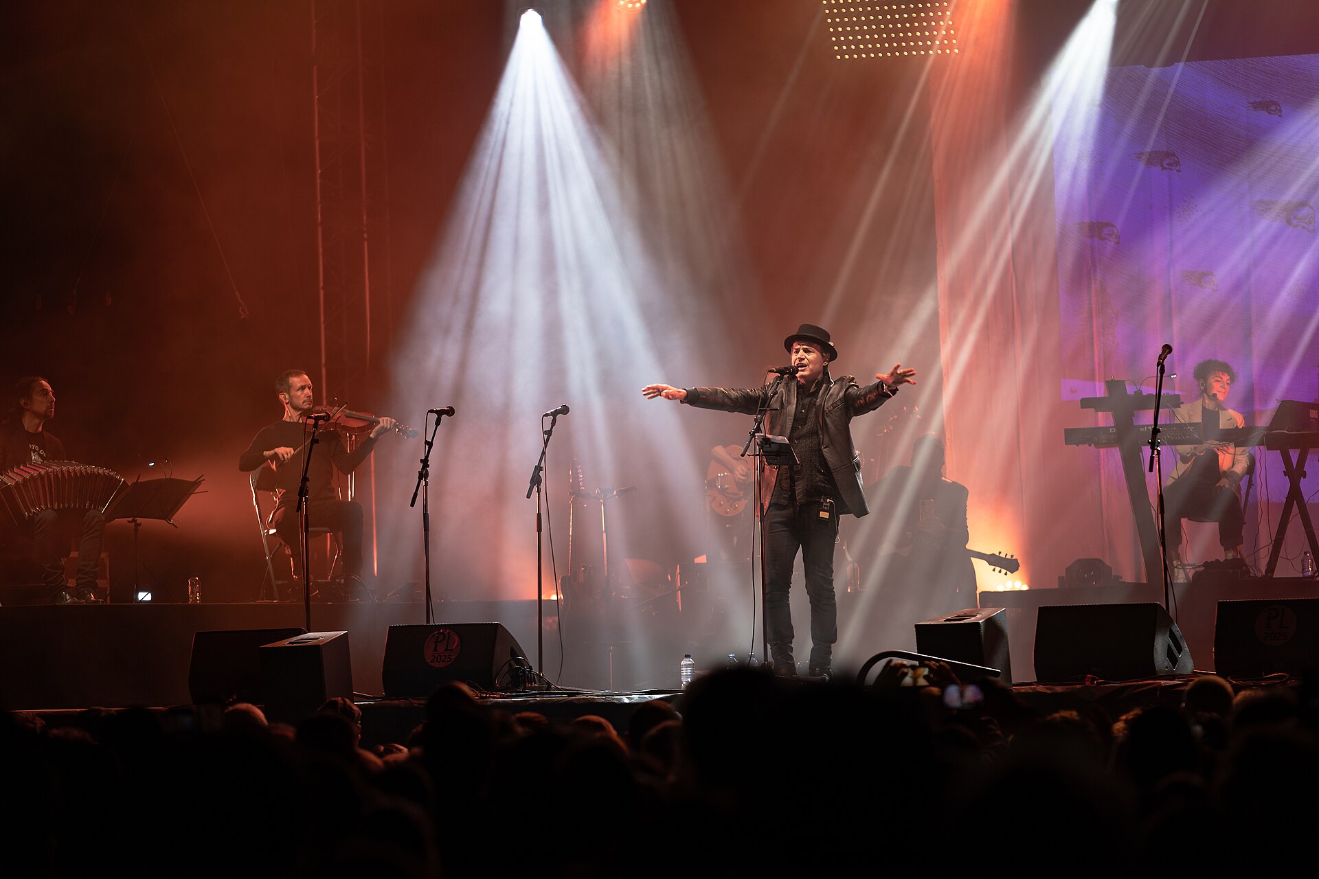 Denez performs at the Festival du chant de marin de Paimpol (Brittany, France), August 2025