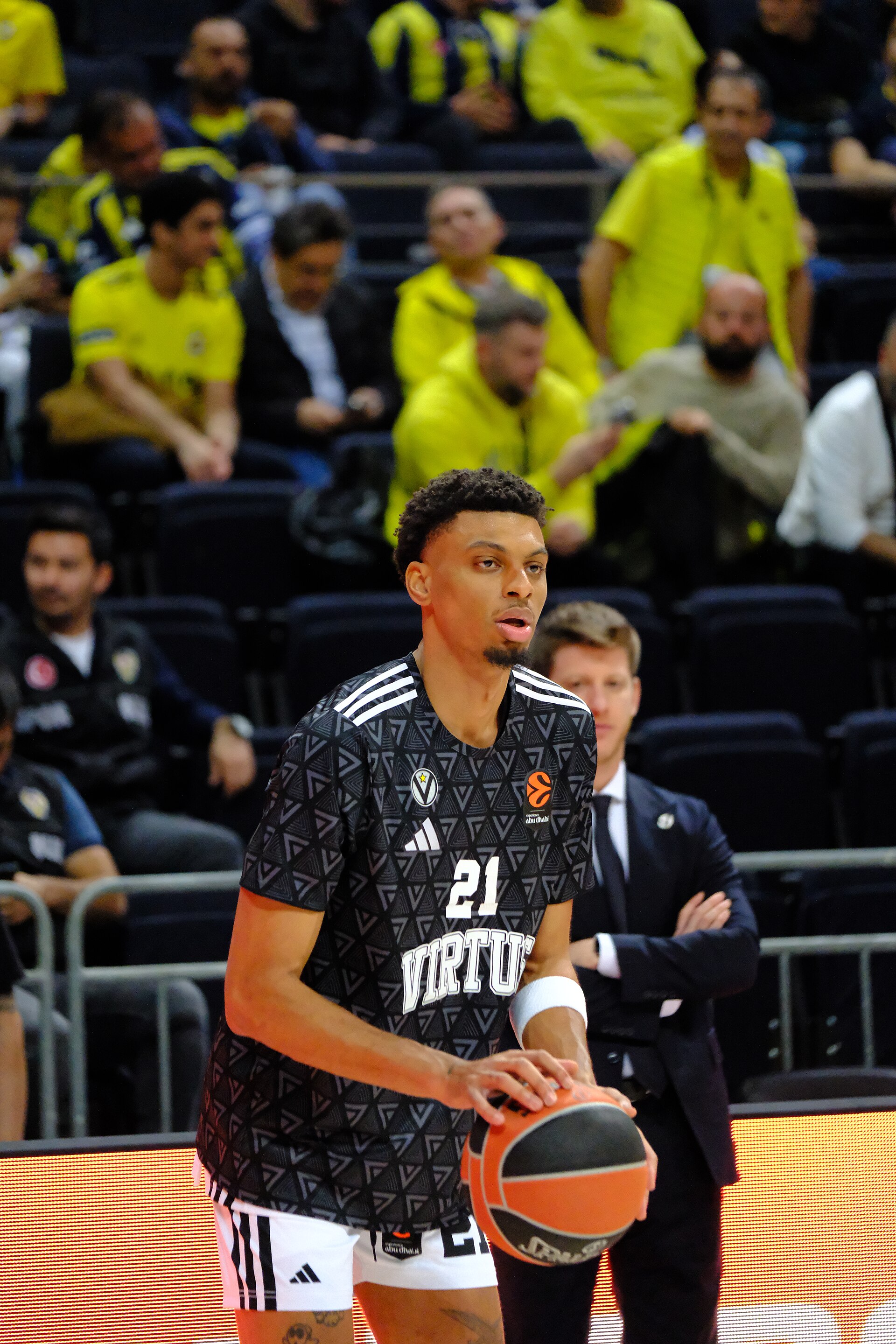 Derrick Alston Jr. 21 Virtus Pallacanestro Bologna Euroleague 20251125