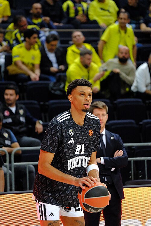 Derrick Alston Jr. 21 Virtus Pallacanestro Bologna Euroleague 20251125